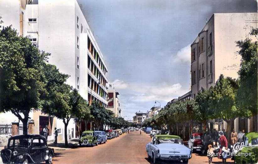 Maroc Meknes Avenue Mohamed V.jpg